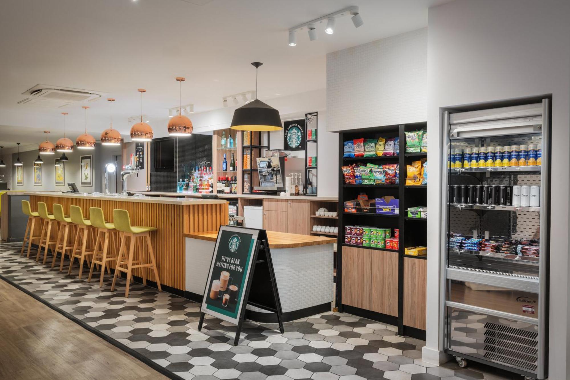 Holiday Inn Norwich, Ipswich Road By Ihg Exterior photo